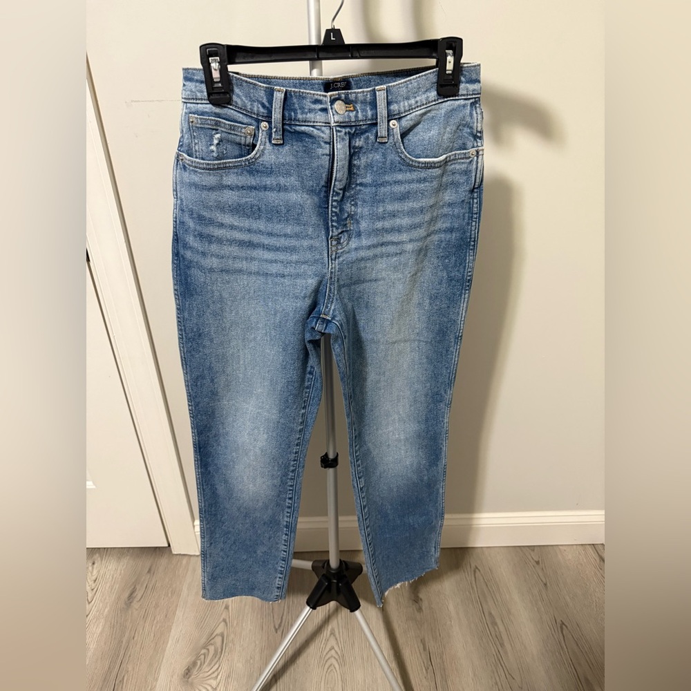 J. Crew Classic Vintage High Rise Medium Blue Jeans Raw Hem Distressed Pockets